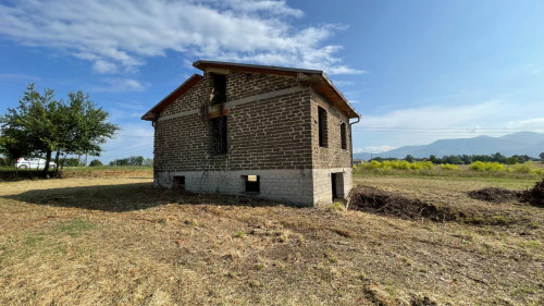 Rustico in vendita a Pontecorvo