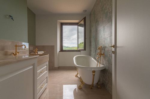 Villa for sale in Arpino