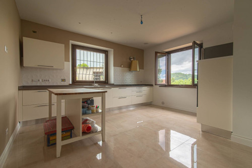 Villa for sale in Arpino