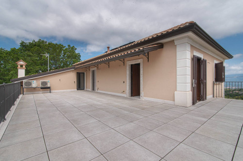 Villa for sale in Arpino
