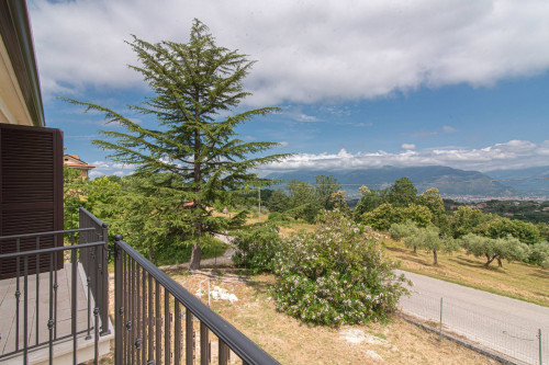 Villa for sale in Arpino