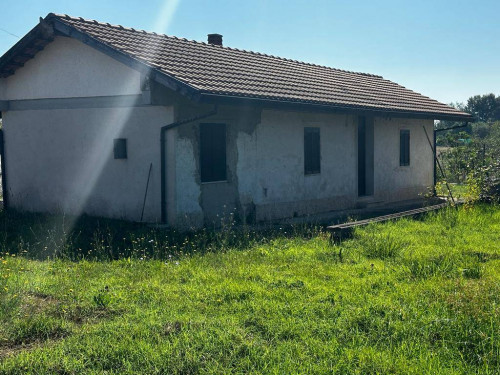 farmhouse for sale in Colfelice