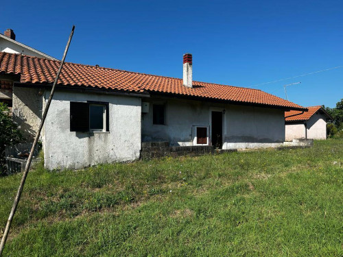 farmhouse for sale in Colfelice