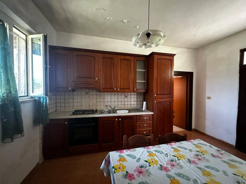 farmhouse for sale in Colfelice