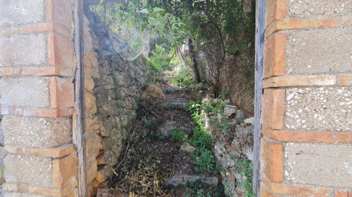 farmhouse for sale in Pico