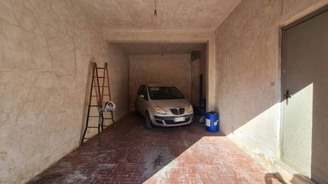 Palazzo intero stabile in vendita a Priverno