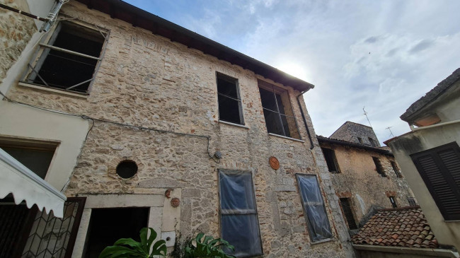 Palazzo storico in vendita a Priverno