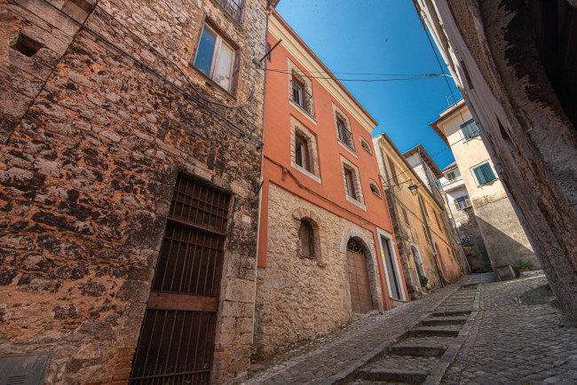 Palazzo storico in vendita a Priverno