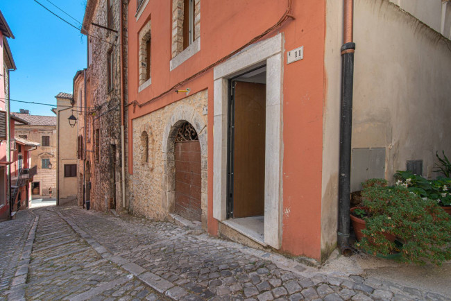 Palazzo storico in vendita a Priverno