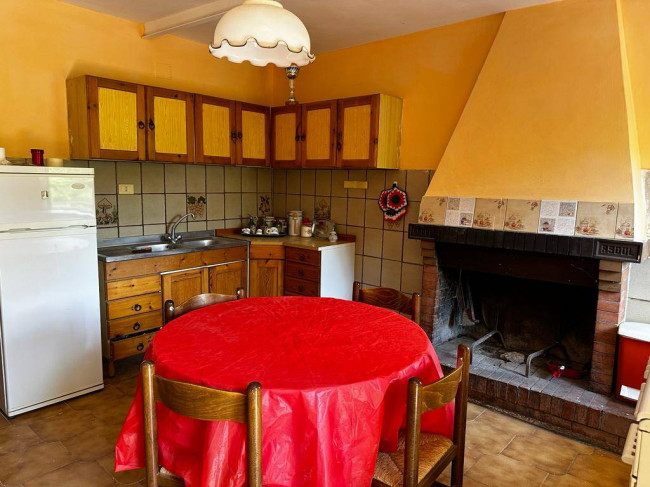 Single House for sale in Santopadre