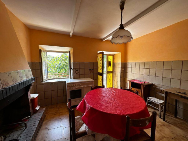 Single House for sale in Santopadre
