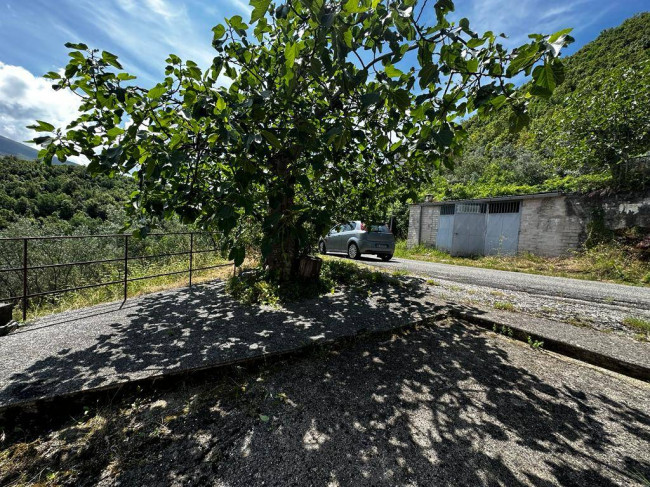 Single House for sale in Santopadre