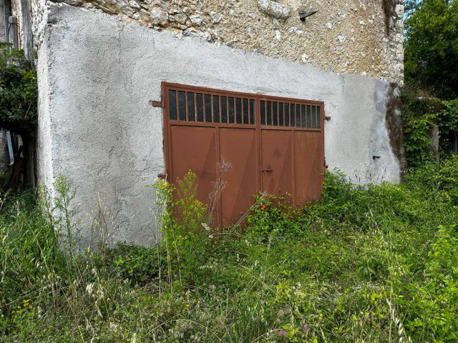 Single House for sale in Santopadre