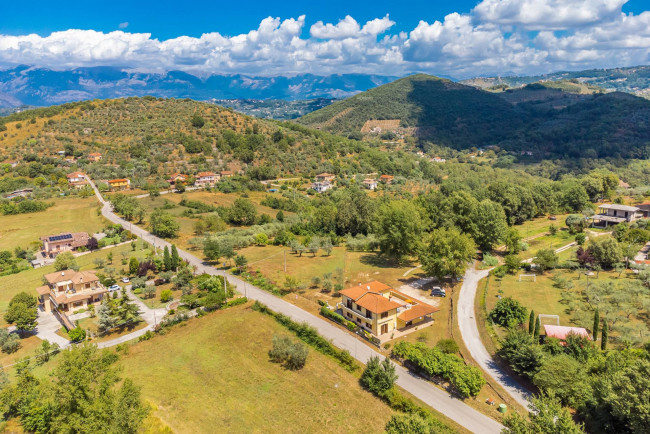 Villa for sale in Fontana Liri