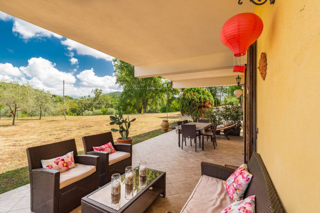 Villa for sale in Fontana Liri