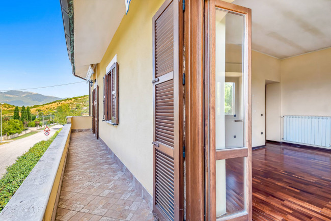 Villa for sale in Fontana Liri