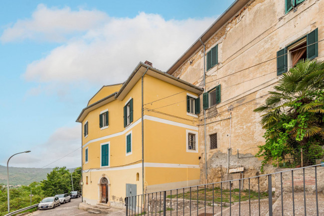 Abitazioni tipiche storiche in vendita a Arce