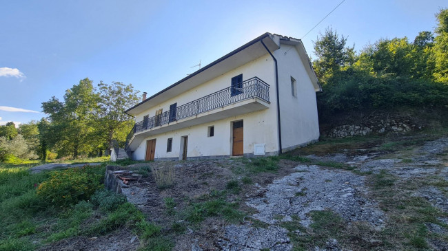 Casale di campagna in vendita a Santopadre