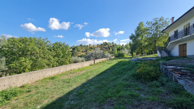 Casale di campagna in vendita a Santopadre