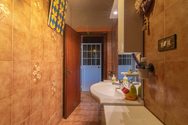 Villa for sale in Arce