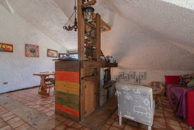Villa for sale in Arce