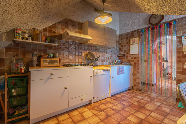 Villa for sale in Arce