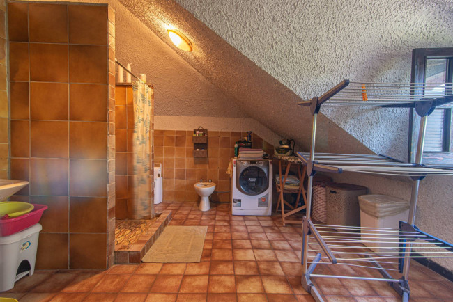 Villa for sale in Arce