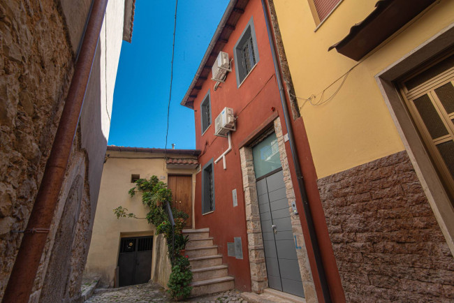Palazzo storico in vendita a Priverno