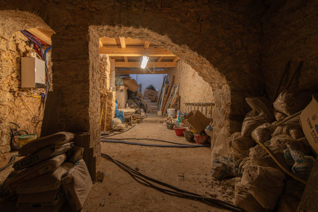 historic residence for sale in Priverno