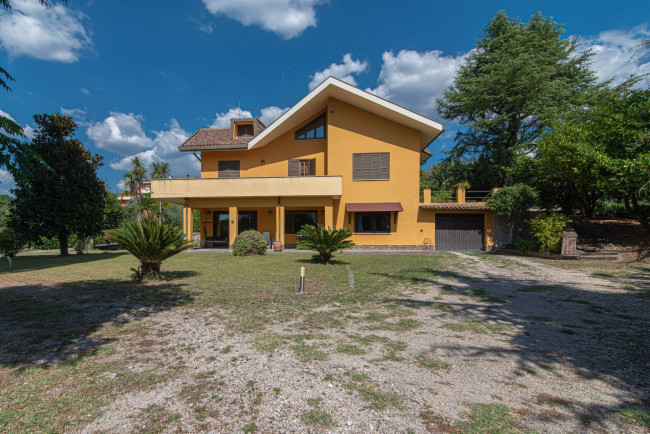 Villa for sale in Ferentino