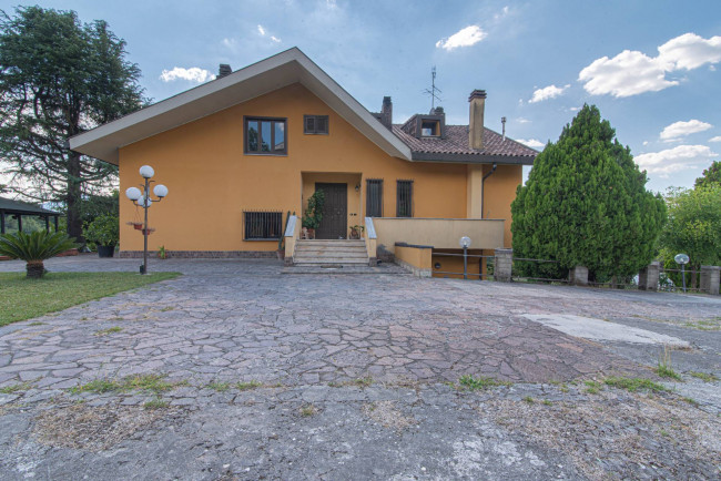 Villa for sale in Ferentino