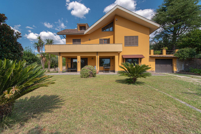 Villa for sale in Ferentino