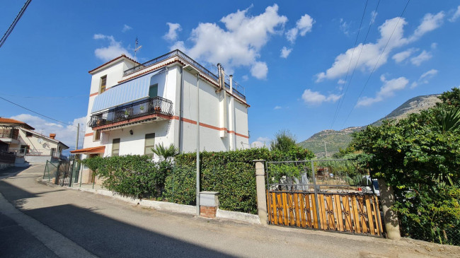 Casa indipendente in vendita a Priverno