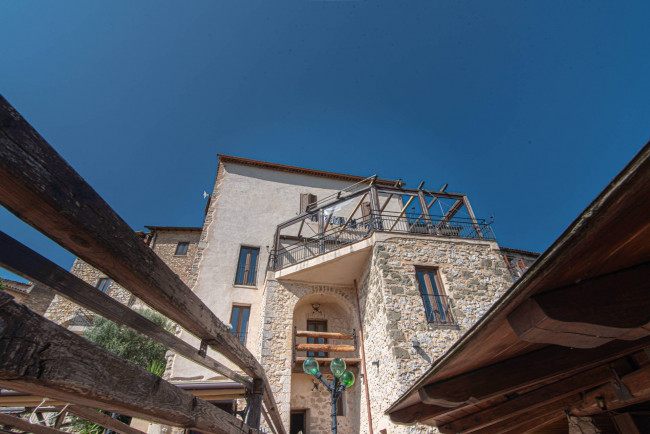 Palazzo storico in vendita a Prossedi