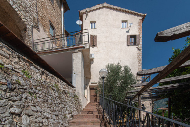 Palazzo storico in vendita a Prossedi