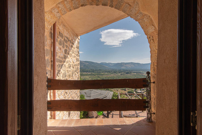 Palazzo storico in vendita a Prossedi