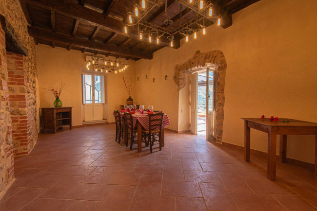 Palazzo storico in vendita a Prossedi