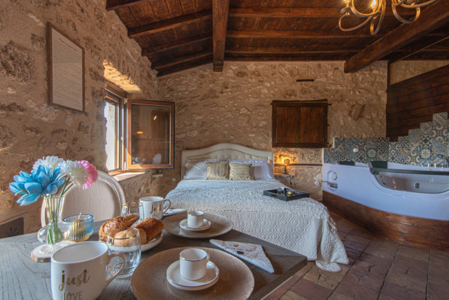 Turistico-alberghiero in affitto a Arpino