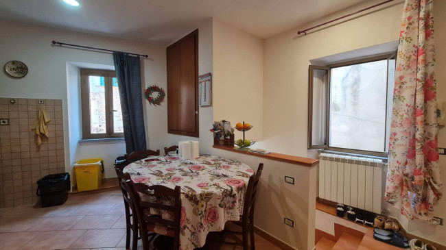 Abitazioni tipiche storiche in vendita a Priverno
