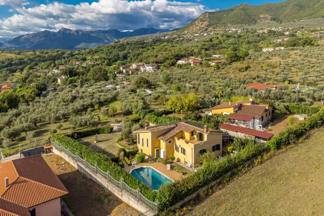 Villa for sale in Cassino
