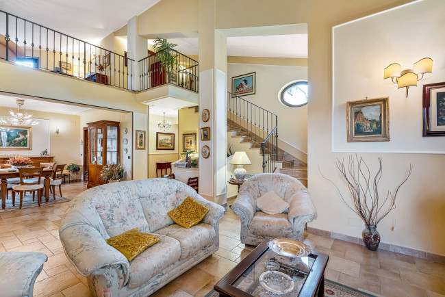 Villa for sale in Cassino
