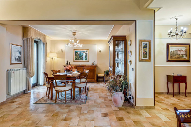 Villa for sale in Cassino