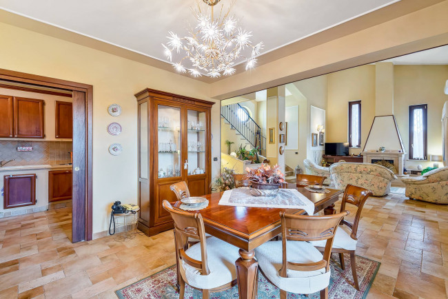 Villa for sale in Cassino