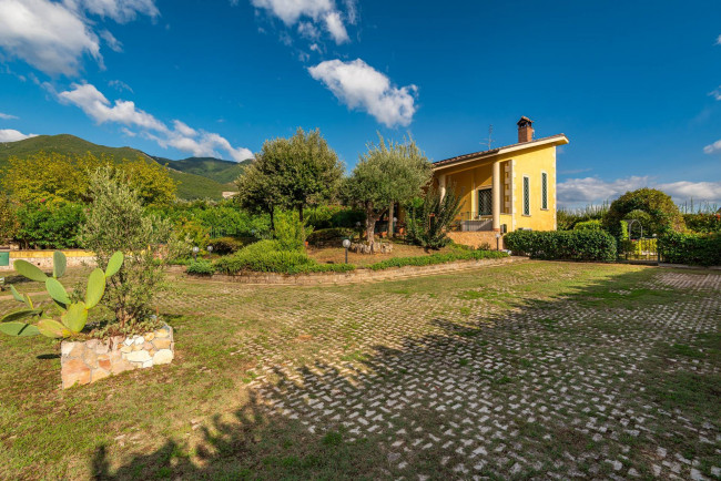 Villa for sale in Cassino