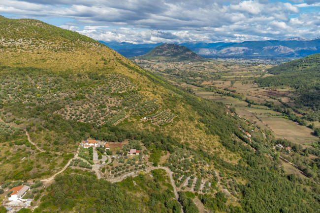 Villa for sale in Pontecorvo