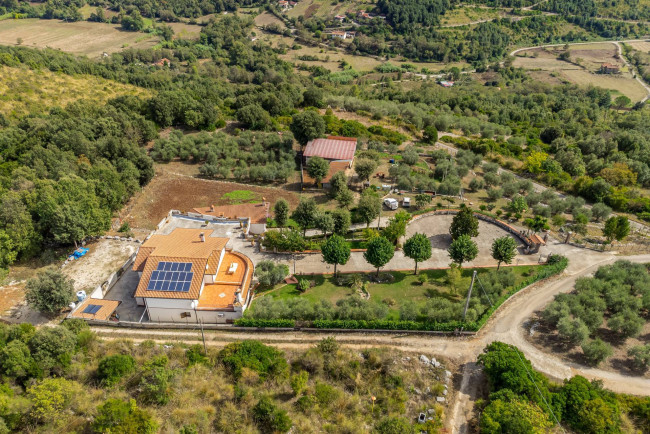 Villa for sale in Pontecorvo