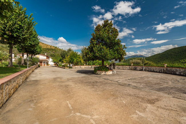 Villa for sale in Pontecorvo