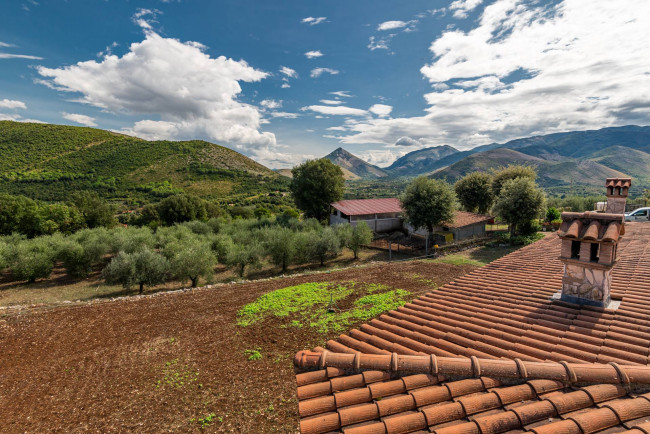 Villa for sale in Pontecorvo