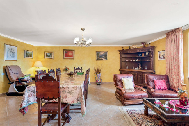 Villa for sale in Pontecorvo