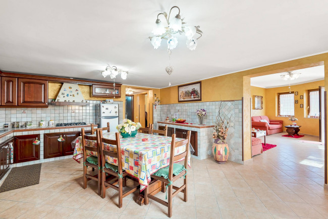 Villa for sale in Pontecorvo